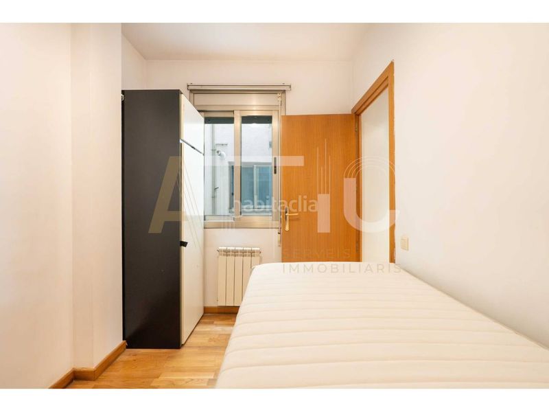 Foto e37082ae-bcd3-403e-9645-5a790ffd9303. Flat with heating parking in Gràcia Sabadell