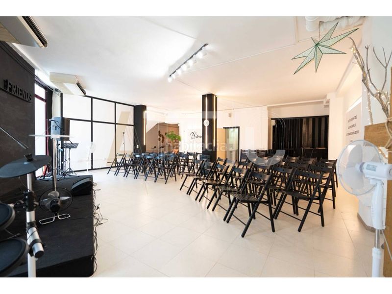 Foto 0258390f-7331-48b0-bbfe-599a1b64586c. Local comercial a Campoamor Sabadell
