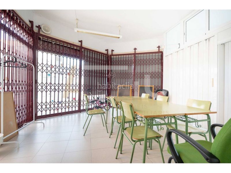 Foto 961c33da-92a9-46ac-a5e8-07f3eadf2478. Local comercial a Campoamor Sabadell