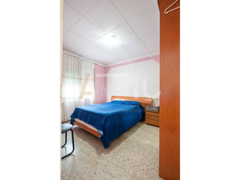 Foto 66932b75-4201-4f4c-bd4f-5614fd33a391. Casa amb calefacció aparcament a La Plana del Pintor Sabadell