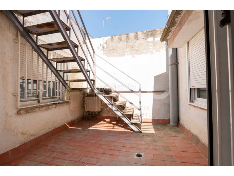 Foto 927c31d3-8d91-4e77-bff9-de7a44a40de5. Casa amb calefacció aparcament a La Plana del Pintor Sabadell