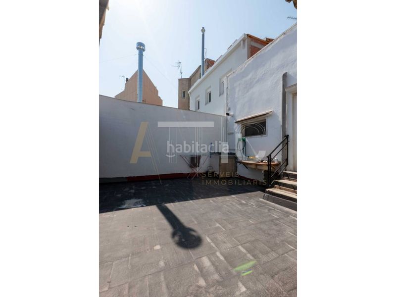 Foto c47f2fbf-fb03-4010-8ba4-bd33290adf1c. Casa amb calefacció aparcament a La Plana del Pintor Sabadell