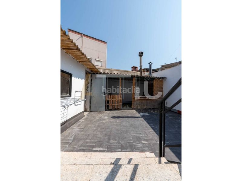 Foto f752eea8-b46f-492a-a9c7-7461963e48ea. Casa amb calefacció aparcament a La Plana del Pintor Sabadell