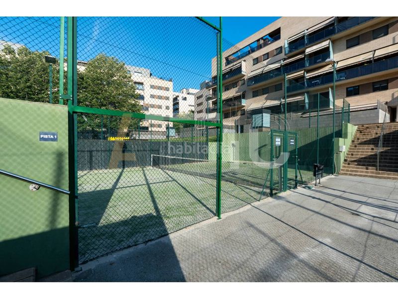Foto 238e1c33-313a-43f0-a49e-4d002f0d7faa. Pis amb calefacció aparcament piscina a Can Llong Sabadell