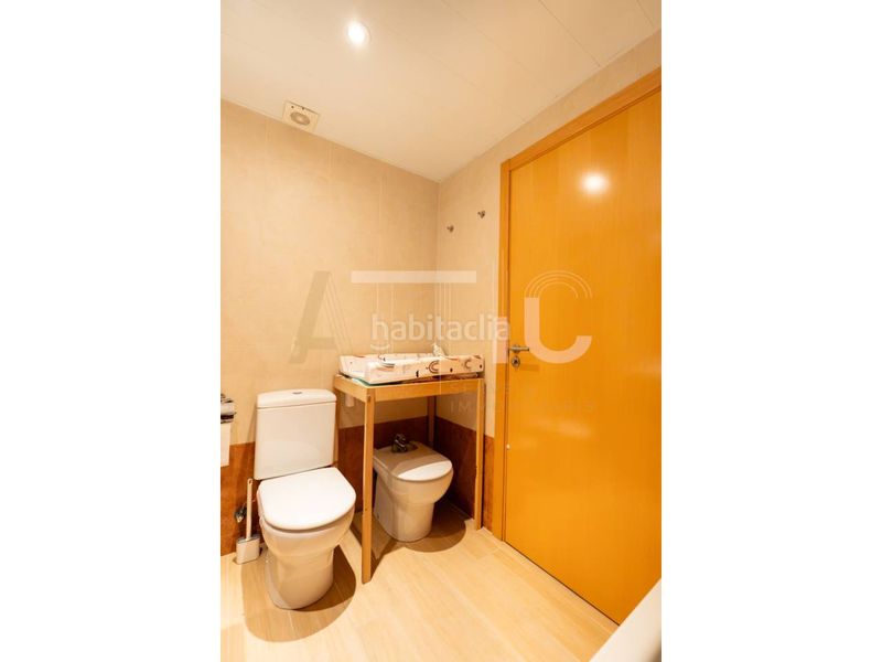 Foto ab652475-843a-4367-aaa0-c24fcb10e2bf. Pis amb calefacció aparcament piscina a Can Llong Sabadell