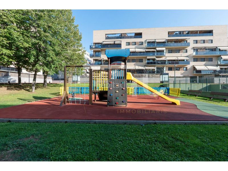 Foto f658f1a1-3b37-462a-b033-45da71118791. Pis amb calefacció aparcament piscina a Can Llong Sabadell
