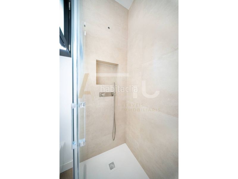 Foto 4ce214dd-2fa1-4ebe-82e7-a53a9bbddfbd. Haus mit heizung in Creu de Barberà Sabadell