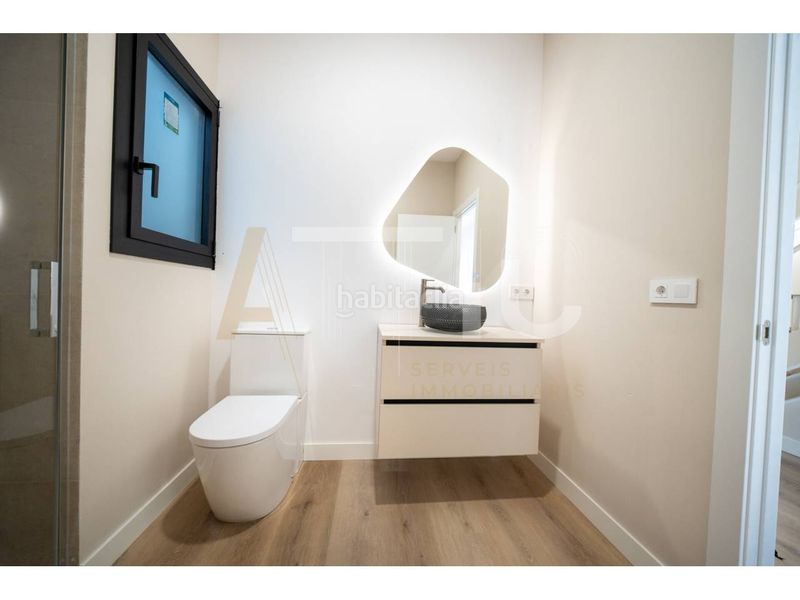 Foto a143838c-d4c6-41cd-901c-a3bd12c733b0. Haus mit heizung in Creu de Barberà Sabadell