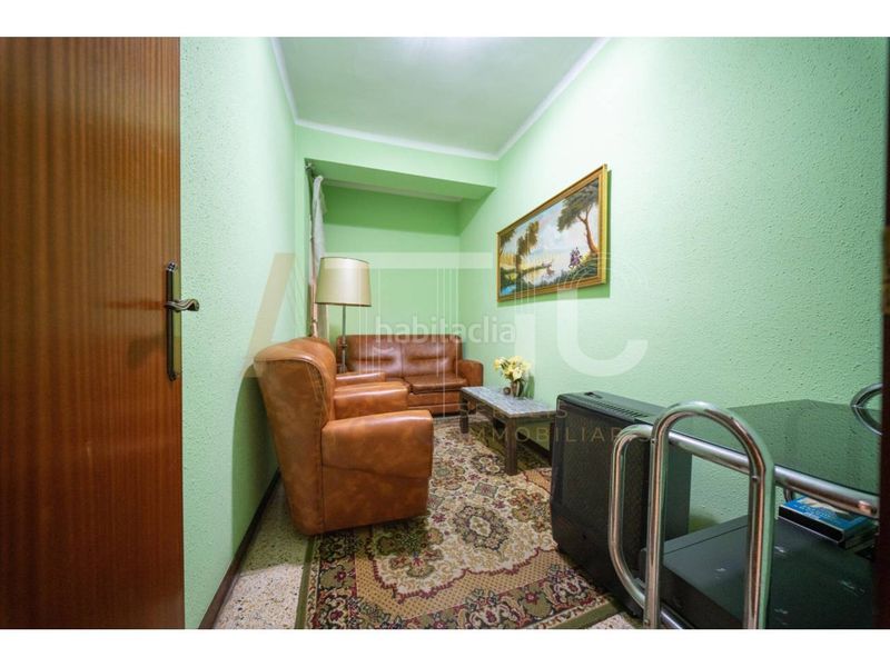 Foto 2ab36f75-9bfc-42a8-9234-0d5f30b1f51a. Appartamento con riscaldamento parcheggio in La Verneda - La Pau Barcelona
