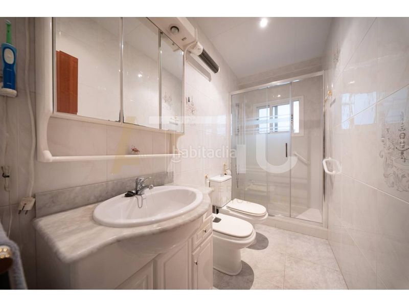 Foto 47a66b59-20a2-4095-9700-7377e95268de. Appartamento con riscaldamento parcheggio in La Verneda - La Pau Barcelona