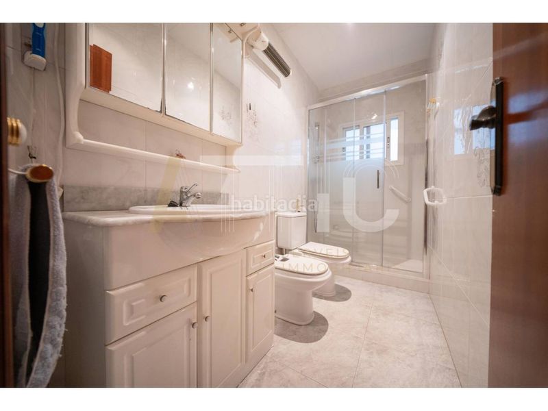Foto fb83d575-c050-40d9-9516-8af184205acd. Appartamento con riscaldamento parcheggio in La Verneda - La Pau Barcelona