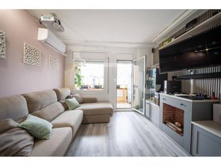 Appartamento  Avenida francesc macià 78. Pisazo reformado en creu alta, 2 habitaciones suite, 1 aseo, bal