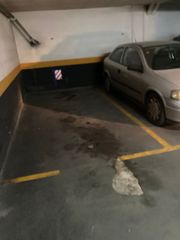 Posto auto en Carrer del literat gabriel mir� 59. Amplia plaza de garaje en el barrio de la pechina