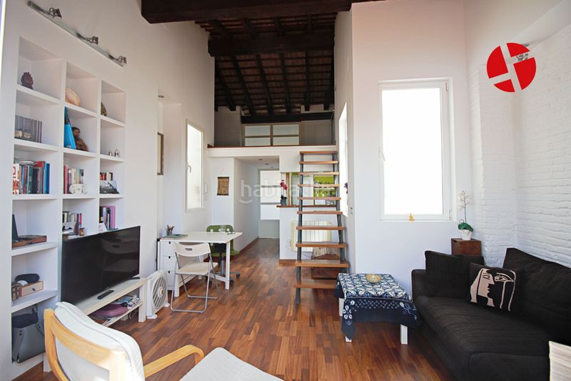 Foto 14bd97ff-6097-4114-825e-cad491fe273f. Àtic amb calefacció a Russafa Valencia