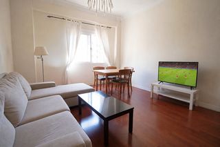 Appartement  Avinguda del port. Vivienda luminosa y tranquila en una de las zonas con mayor proy