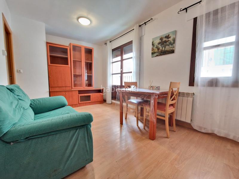 Foto 70ed5a1b-fccd-4703-b00a-47b26d6e8f8a. Alquiler piso apartamento amueblado, en alquiler. en Zaragoza