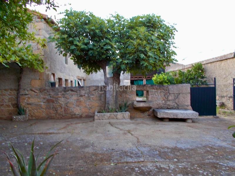 Foto 51d720c3-6b2d-42c3-a49d-57ea1a47ce5d. Masia a Valdeverdeja