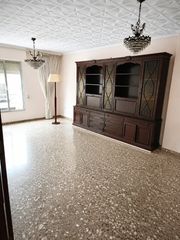 Pis  Carrer de la corbella. Piso excelente en carlet
