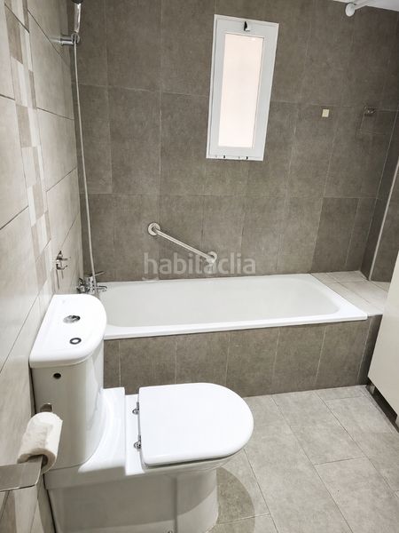 Foto da1abbcf-69ac-4ce7-b23f-73260db18cdb. Pis amb aparcament a Carlet