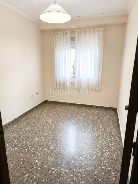 Foto eafca00e-dee6-479b-bdfe-40f2b0f56880. Pis amb aparcament a Carlet