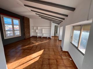 Location Attique  Carrer de guillem de castro. Ático con terraza con vistas a las torres de quart