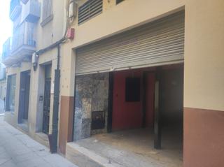 Location Local commercial à Calle pedro isidro 7