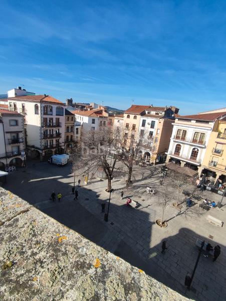 Foto cf19abed-51e5-4518-a0a8-1c8f044cf234. Ático en plaza mayor 32 en Centro Ciudad Plasencia