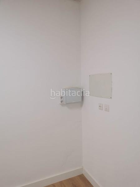 Foto cb3ec8cf-0c4d-4fde-9d9f-e740d5f51be9. Alquiler local comercial en calle clavero 26 en Centro Ciudad Plasencia