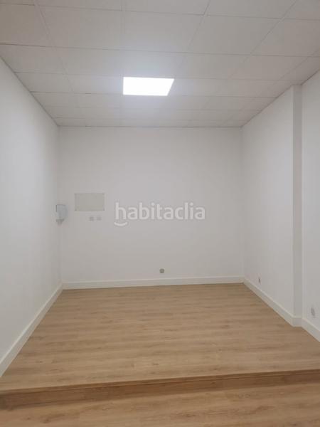 Foto f0b884ad-29c2-40bc-85e7-8bd27b0042d0. Alquiler local comercial en calle clavero 26 en Centro Ciudad Plasencia