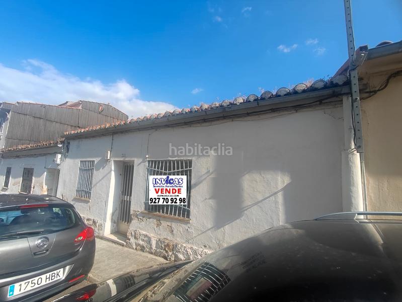 Foto e07d097b-5b87-4a43-b468-d4ccca4d235b. Casa in Miralvalle - Av. Virgen del Puerto - La Data Plasencia