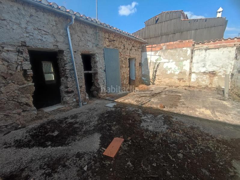 Foto 47473b0c-b6d9-48d6-880a-953571cb6825. House in Miralvalle - Av. Virgen del Puerto - La Data Plasencia