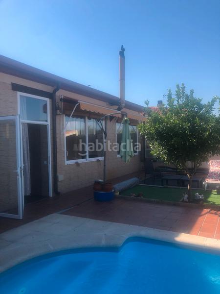 Foto 67631b3f-bdd8-440b-8853-4858bd608cf1. House in calle tordo pradochan 1 in Zona Sur - Av. De España - San Miguel Plasencia