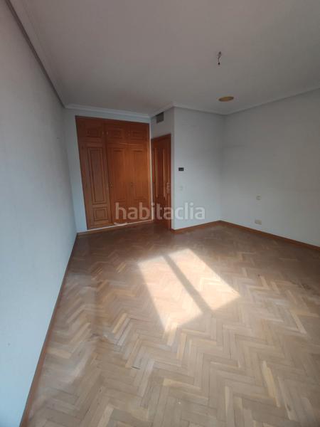 Foto a49a98c4-2c7e-44fa-919e-89fba6293700. Appartamento con riscaldamento parcheggio in Centro Ciudad Plasencia
