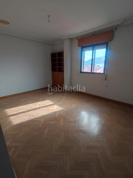 Foto 3fba54af-85c4-4e07-a7e7-46a5d53906c1. Flat with heating parking in Centro Ciudad Plasencia