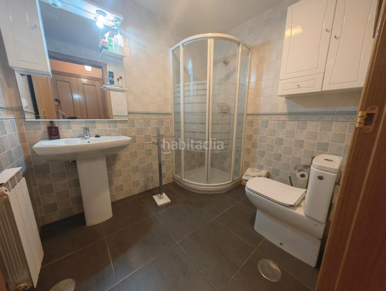 Foto fbe1c361-aefd-4b1f-827b-65d7523629f3. Duplex in calle alba de tormes 13 in Los Pinos - El Pilar Plasencia