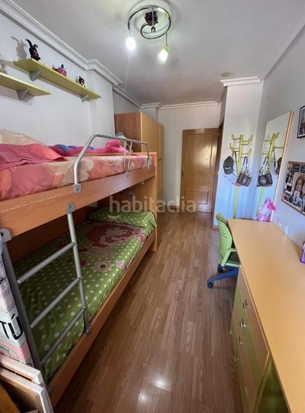 Foto 30d444b0-fa07-4383-a89c-cfaf9525bfdb. Zweistöckige wohnung in calle alba de tormes 13 in Plasencia