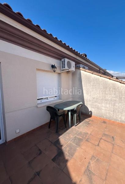 Foto 5da0a7c8-94d0-4ec0-a941-6e24ffbfc488. Zweistöckige wohnung in calle alba de tormes 13 in Plasencia