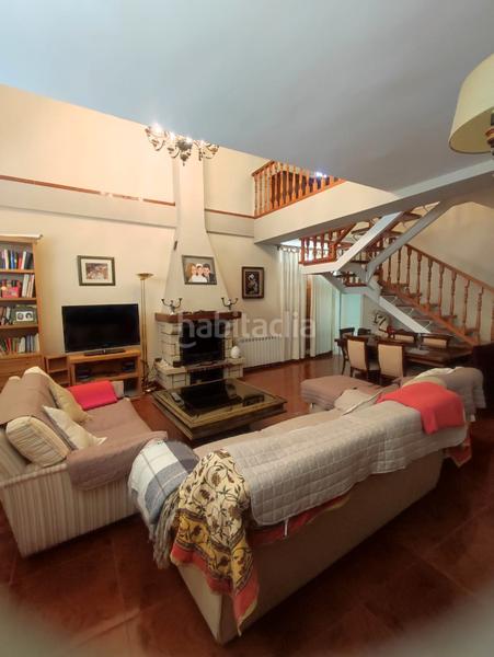 Foto 378b5140-cf2b-457b-878b-9d8b8de2b036. Duplex in calle melo 4 in Centro Ciudad Plasencia