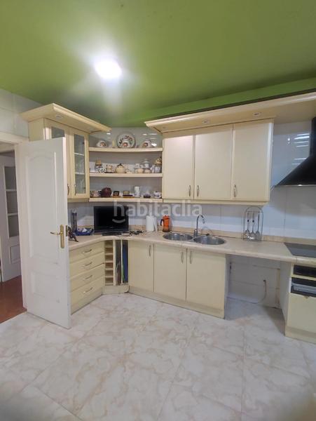 Foto 89488f24-0c65-4b69-bdd0-ffc18e6a7d43. Duplex in calle melo 4 in Centro Ciudad Plasencia