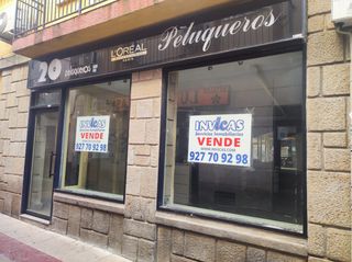Locale commerciale in Calle Patalón