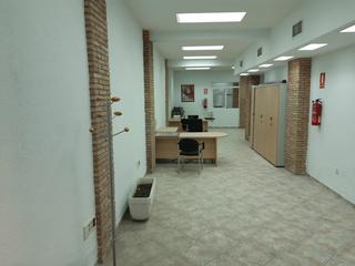 Local Comercial  Calle santa ana