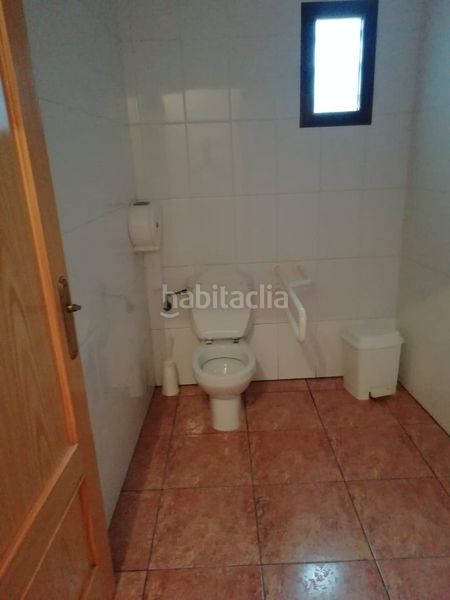 Foto ee56bb64-8811-44cf-a28e-9b27aaa916eb. Local comercial amb calefacció a Centro Ciudad Plasencia