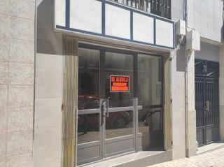 Location Local commercial  Avenida de la vera