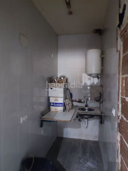 Foto 8b7972b5-2da5-41b7-9711-e46b1f0a2e4c. Local comercial a Centro Ciudad Plasencia