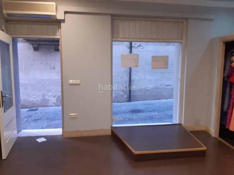 Foto d1fa336f-2878-4668-8783-da32a1fd6e72. Affitto locale commerciale in Centro Ciudad Plasencia