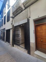 Business premise  Calle cartas