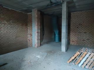 Local Comercial a Camposoto - Gallineras. Local comercial amplio y versátil en zona residencial consolidad