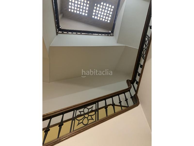 Foto 58e9887e-88bc-40e3-8ca7-720f6aafdae1. Edificio engel&völkers vende edificio entero, con dos bajos comerciales en el centro en Santiago de Compostela