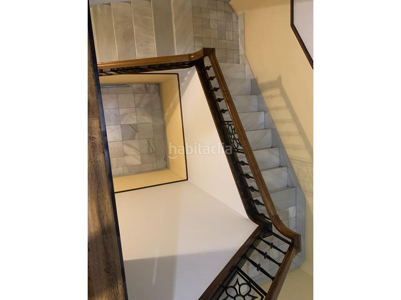 Foto 66e66010-eae8-4b76-9cbc-019953c11f78. Edificio engel&völkers vende edificio entero, con dos bajos comerciales en el centro en Santiago de Compostela