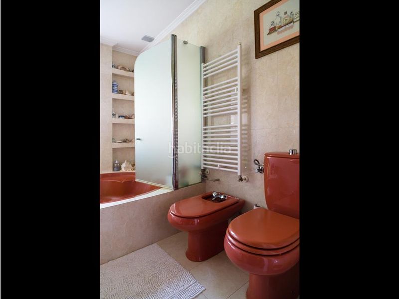 Foto f945f4a2-8448-4a3c-9b2f-e6bc7b7baf0d. Xalet amb calefacció aparcament piscina a Bertamirans Ames